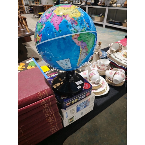 332 - 1 x exerz globe with 3 x various puzzles