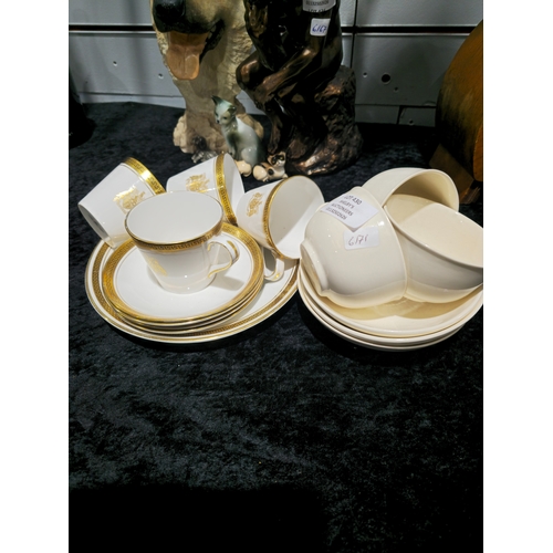 430 - selection of leeds cream ware with royal tuscan ware items