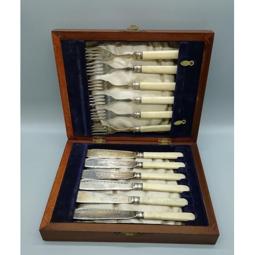 136 - Wooden Box of EPNS Fish Knives and Forks