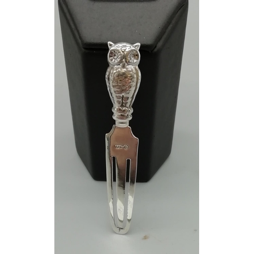 176 - Presented as Silver 925 Owl Book Marker