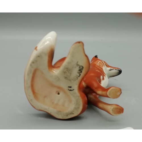 121 - Beswick Seated Fox Figure