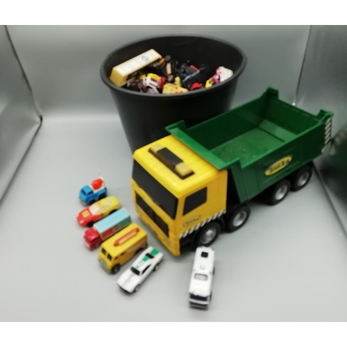 304 - Tonka Truck plus Tub of Mixed Toy Cars