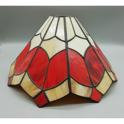 227 - Tiffany Style Lamp Shade