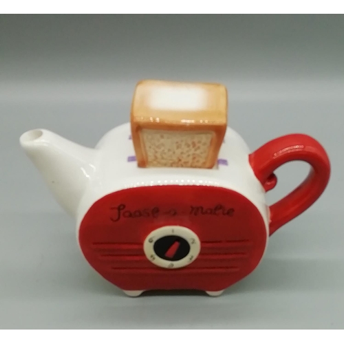 388 - Toaster Teapot