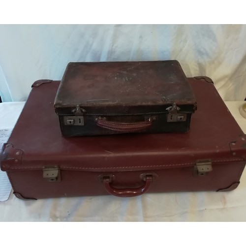 341 - Old Suitcases (2)