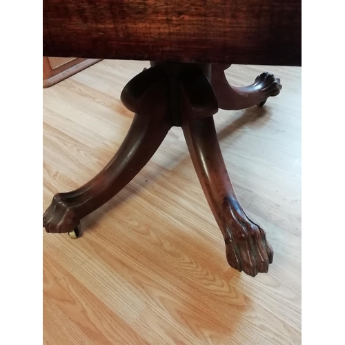100A - Drop Leaf Dinner Table with Lion's Paw Feet and Brass Casters. Leaf Down - 111cm x 57.5cm x 72cm.
Le... 