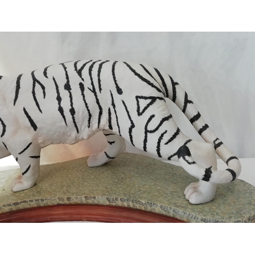 Extra Large Franklin Mint Hand Painted Porcelain Snow Tiger on