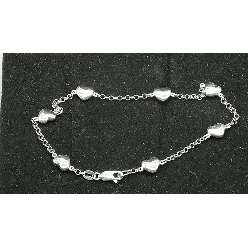 153 - Silver 925 Heart Bracelet.