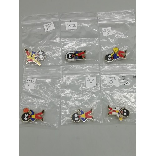 35 - 1998 Robertsons Golly Badges - Complete 10 Badge Series