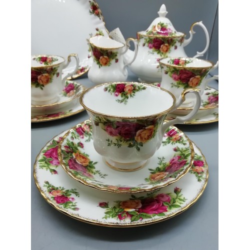309 - Royal Albert 16 Piece Part Tea Set in the 'Old Country Roses' Pattern. 2nds Quality