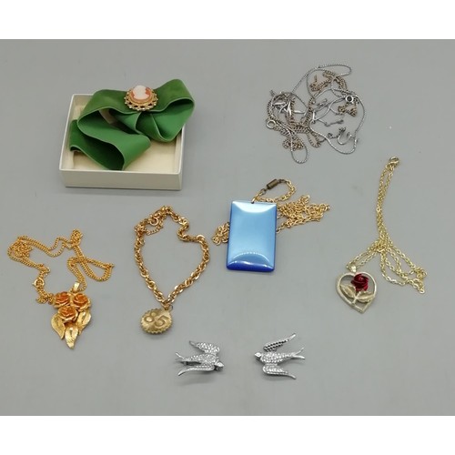 317 - Collection of Necklaces, Brooches plus Cameo Choker