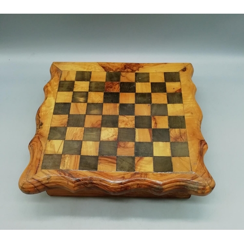 292 - Wooden Small Chess Set/Compendium Games.