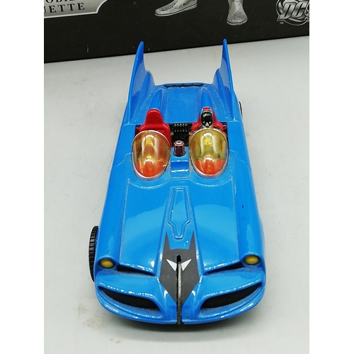 378 - Corgi 1:43 Limited Edition 913/1500 DC Comics 'The Batman Chassis Art Collection 1950s No77364' Bat ... 