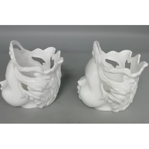 438 - Creamware Tealight Cherubs (2)