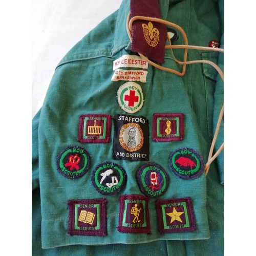 497 - Vinatge Boy Scouts Top with Badges