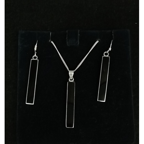 598 - Silver 925 Necklace & Earring Set - Boxed.