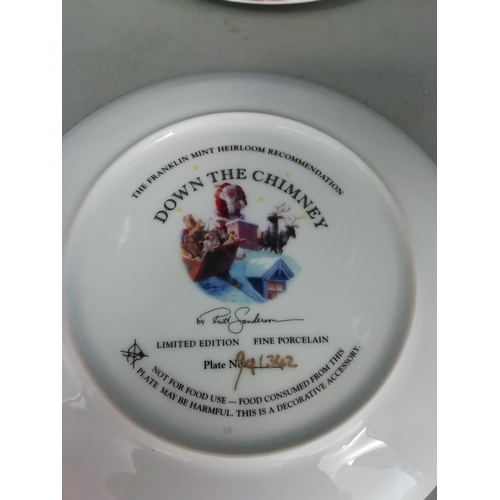 175A - Franklin Mint Heirloom Limited Edition 21cm Christmas Plates.