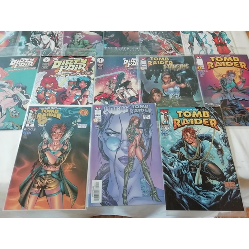 468 - Collection of 14 Comics including 'Tomb Raider', 'The Dirty Pair', etc.