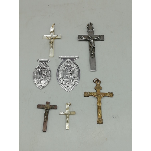 678 - Collection of Religious Items.