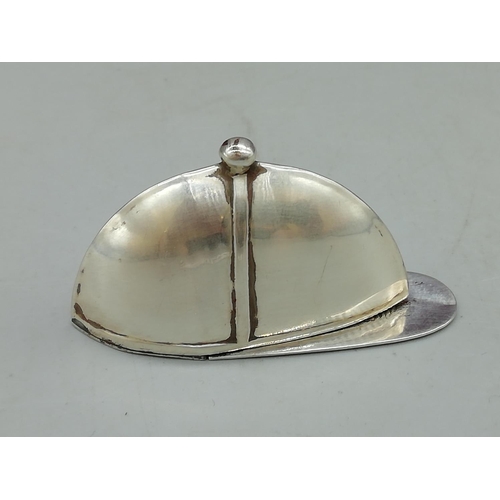 112 - 925 Sterling Silver Jockey Cap Vesta Case.