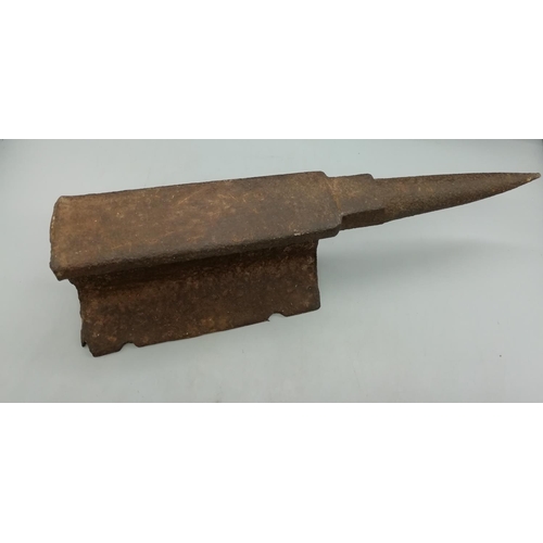 14 - Old Anvil. 37cm Long x 10cm High. Possibly old Railway Track. This Lot is Collection Only.