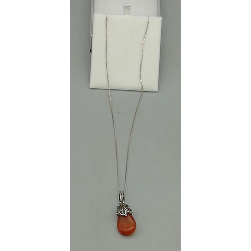 298 - Silver 925 Amber Pendant Necklace.