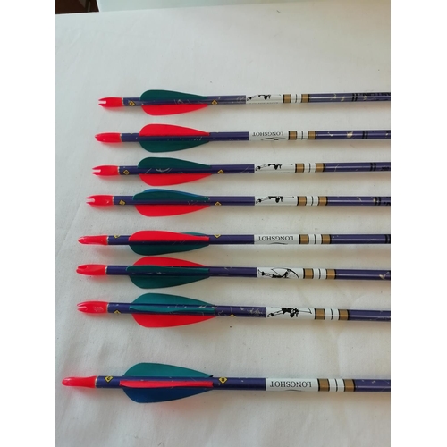 366 - 8 x USA Longshot 'Jazz' Arrows.