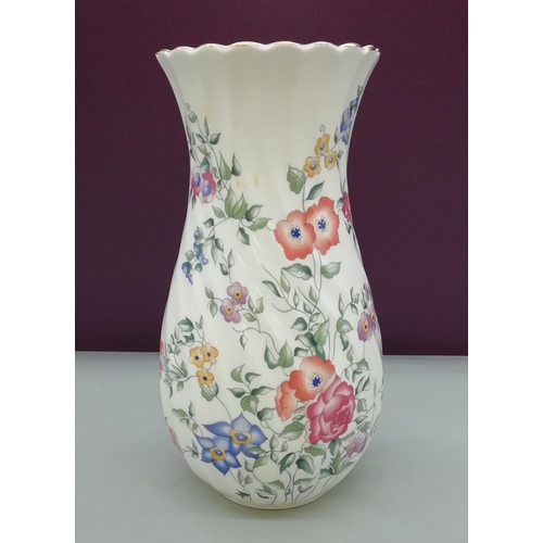 608 - Wedgwood China 21cm Vase in the 'Avesbury' Pattern - Boxed.