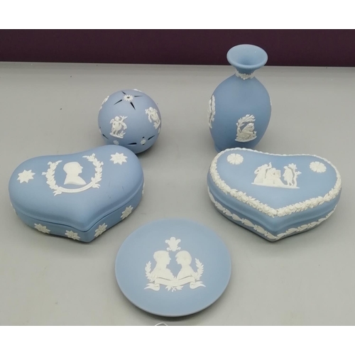 671 - Wedgwood Jasper Trinket Boxes, Bottle Vase and Pomander (5).