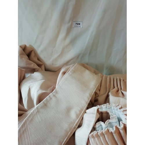 724 - Pair of Curtains. Each Measure 190cm Wide by 58cm Drop plus Pelmet and Tie Backs. This Lot is Collec... 