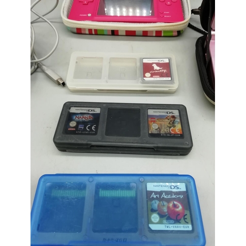 730 - Nintendo DS, Gameboy Advance plus Games and Charger.