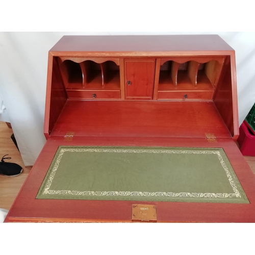 200A - Small Writing Bureau with Key. 97cm x 74cm. This Lot is Collection Only.