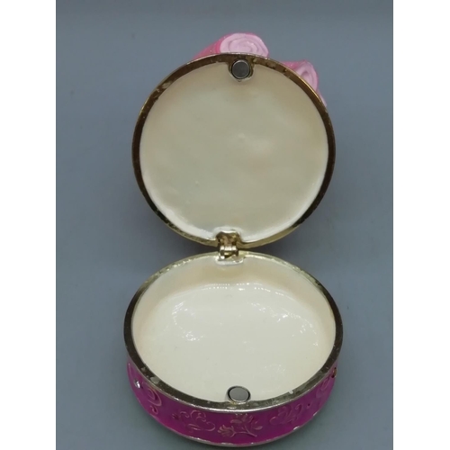 720 - Disney Enamel 'Princess' Trinket Box.