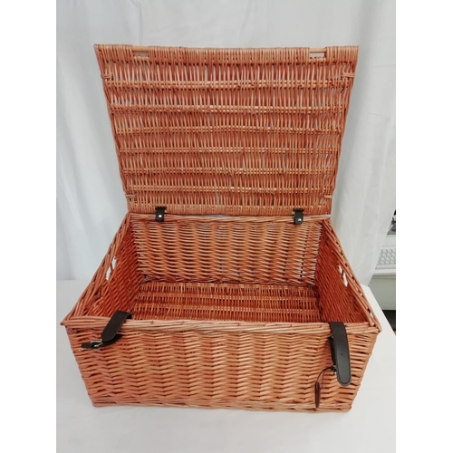 117 - 2 x Wicker Baskets. Largest Being 60cm Long, 44cm Wide, 31cm High. This Lot is Collection Only.