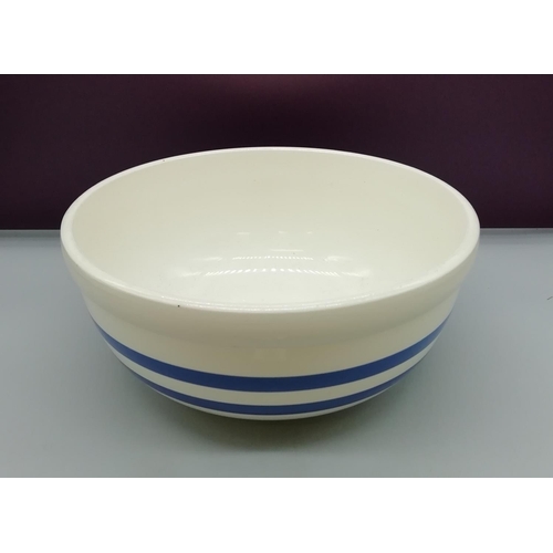 254 - Sadler Cornishware 24.5cm Diameter Mixing Bowl