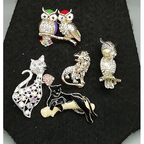 278 - Collection of Cat and Owl Brooches (5) including Diamante and Enamel Items.