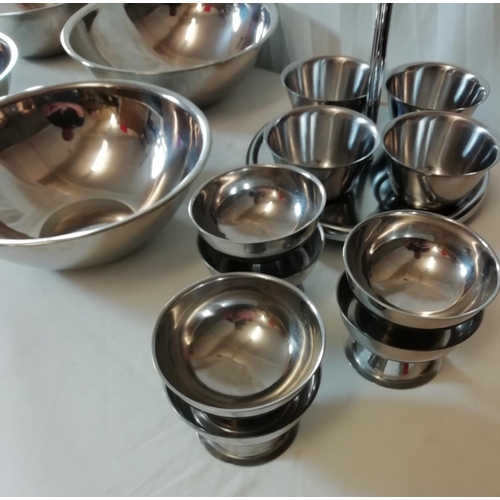 80A - Stainless Steel Large Bowls (4), Dip Set plus Fruit/Prawn Cocktail Dishes (6).