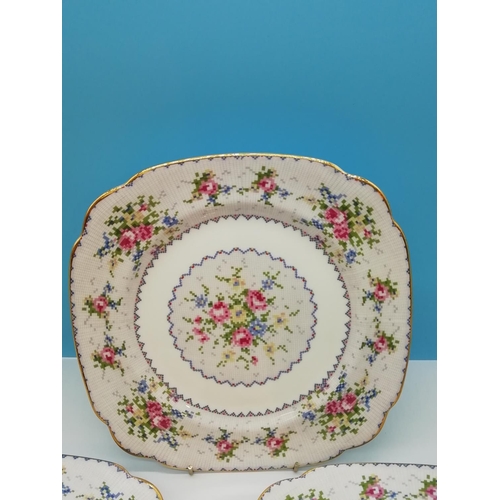 23 - Royal Albert 'Petit Point' 25cm Plates. 2nds Quality.