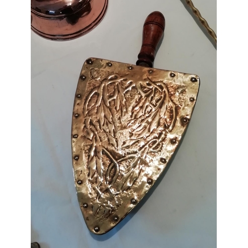 25 - Brass and Copper Items (4).