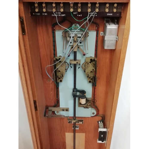 32 - G.P.O N036 Pulse Type Clock. Presentation Set.