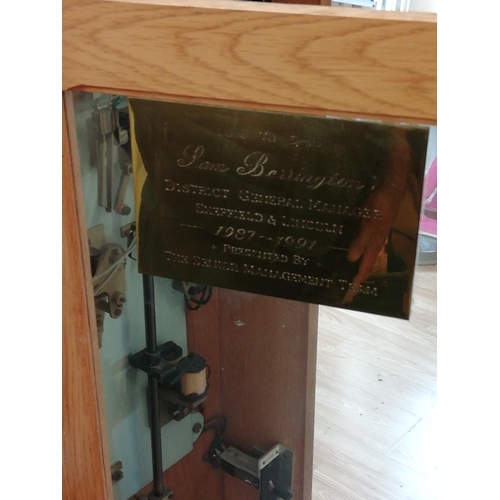 32 - G.P.O N036 Pulse Type Clock. Presentation Set.