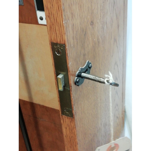 32 - G.P.O N036 Pulse Type Clock. Presentation Set.