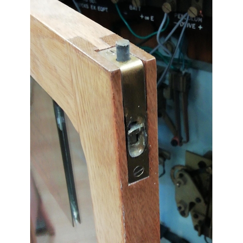 32 - G.P.O N036 Pulse Type Clock. Presentation Set.