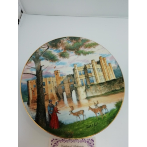 112 - Hamilton 'Romantic Castles of Europe Collection' 22cm Plates (2) - Boxed.