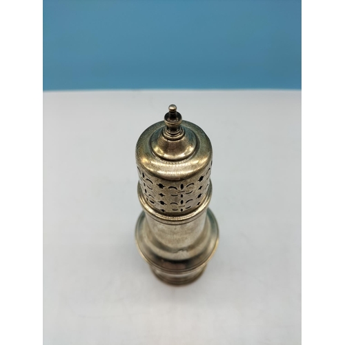 31 - Hallmarked Sugar Shaker, Broadway & Co, 1986. 90 Grams.
