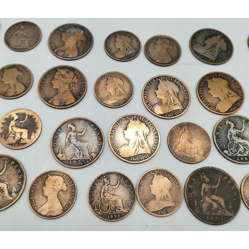 48 - Quantity of Victorian Pennies and Half Pennies.