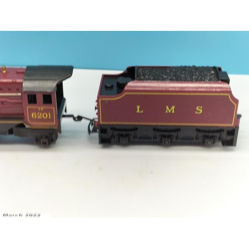 29 - Triang 'Princess Elizabeth' 00 Gauge R50 Locomotive plus Coal Cart. W/O