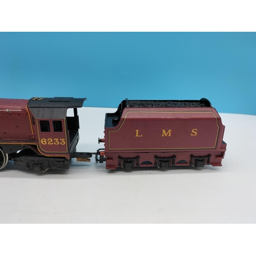 31 - Hornby 'Duchess of Sutherland' 00 Gauge Locomotive and Coal Cart W/O