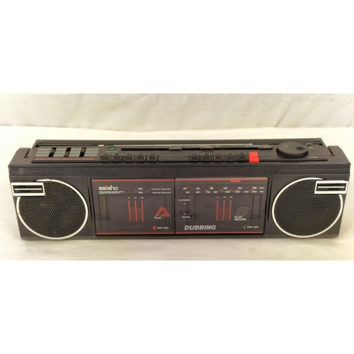 75A - Saisho Portable Radio/Tape Player with Graphic Equalizer. W/O
