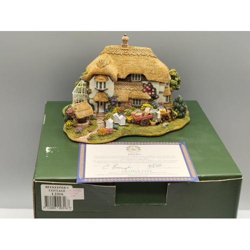 15A - Lilliput Lane Figure 'Beekeepers Cottage' - Boxed.